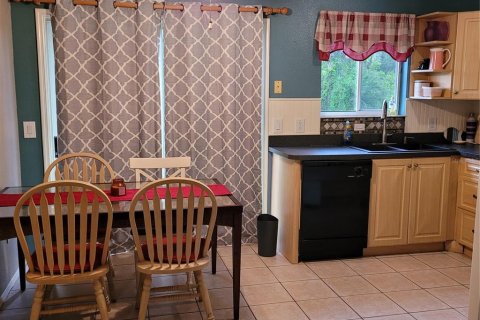 Villa ou maison à vendre à Port Charlotte, Floride: 2 chambres, 89.37 m2 № 1903556 - photo 6