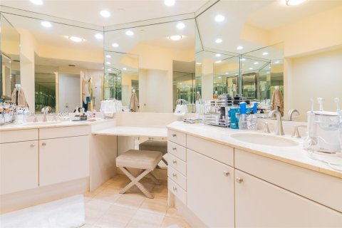 Copropriété à vendre à Aventura, Floride: 2 chambres, 208.1 m2 № 1397789 - photo 18
