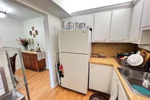 Condo in Sunrise, Florida, 1 bedroom  № 2021710 - photo 9