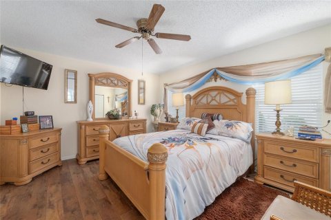 House in Ocala, Florida 2 bedrooms, 123.84 sq.m. № 2116422 - photo 18