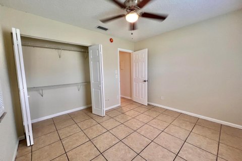 Condo in West Palm Beach, Florida, 3 bedrooms № 2247825 - photo 10