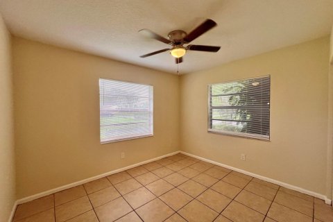 Condo in West Palm Beach, Florida, 3 bedrooms № 2247825 - photo 14