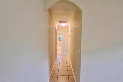 Condo in West Palm Beach, Florida, 3 bedrooms № 2247825 - photo 6