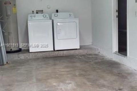 Touwnhouse à vendre à Riviera Beach, Floride: 3 chambres, 128.21 m2 № 1990531 - photo 13