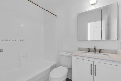 Immobilier commercial à vendre à Fort Lauderdale, Floride: 188.13 m2 № 2048523 - photo 11