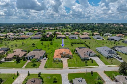 Casa en venta en Dade City, Florida, 4 dormitorios, 319.58 m2 № 1893915 - foto 10