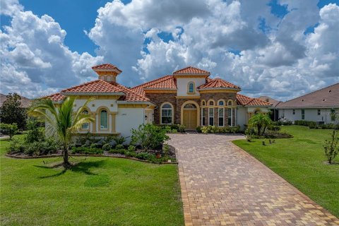 Casa en venta en Dade City, Florida, 4 dormitorios, 319.58 m2 № 1893915 - foto 3