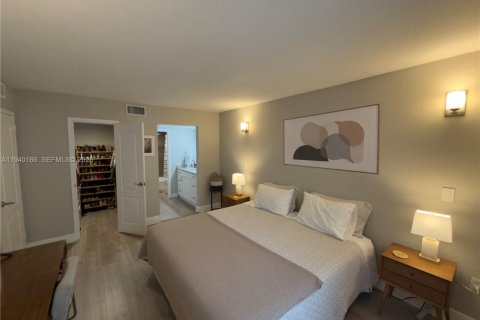 Купить кондоминиум в Дорал, Флорида 2 спальни, 98.57м2, № 1997205 - фото 11