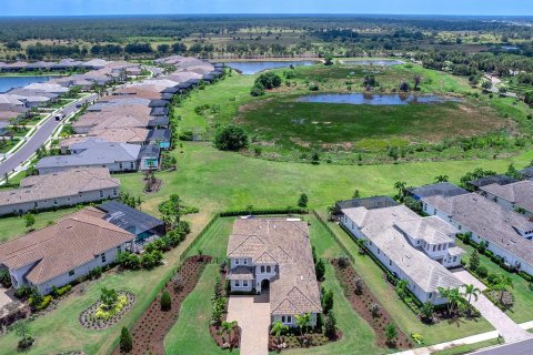 Villa ou maison à vendre à Lakewood Ranch, Floride: 5 chambres, 334.54 m2 № 1640031 - photo 4