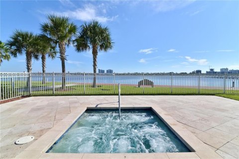 Copropriété à vendre à Holly Hill, Floride: 2 chambres, 155.15 m2 № 2280346 - photo 21