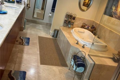 Copropriété à vendre à Holly Hill, Floride: 2 chambres, 155.15 m2 № 2280346 - photo 11