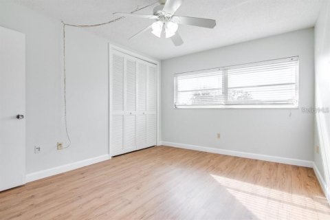 Condo in Clearwater, Florida, 1 bedroom  № 2106835 - photo 16