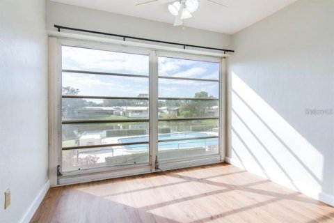 Condo in Clearwater, Florida, 1 bedroom  № 2106835 - photo 8