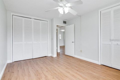 Condo in Clearwater, Florida, 1 bedroom  № 2106835 - photo 17