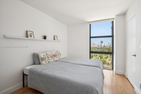 Купить кондоминиум в Авентура, Флорида 2 спальни, 107.49м2, № 1779674 - фото 13