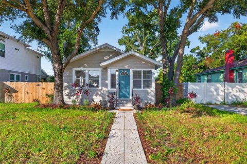 Casa en venta en Saint Petersburg, Florida, 3 dormitorios, 113.15 m2 № 2277431 - foto 2
