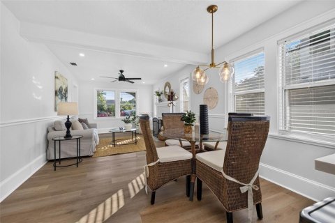 Casa en venta en Saint Petersburg, Florida, 3 dormitorios, 113.15 m2 № 2277431 - foto 10