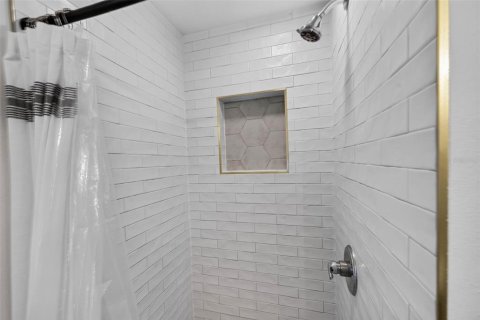 Casa en venta en Saint Petersburg, Florida, 3 dormitorios, 113.15 m2 № 2277431 - foto 20