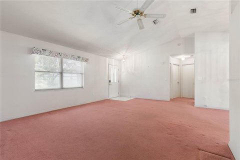 Casa en venta en Palm Coast, Florida, 3 dormitorios, 132.29 m2 № 1914937 - foto 9