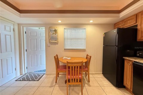 Copropriété à vendre à New Smyrna Beach, Floride: 2 chambres, 93.83 m2 № 2093576 - photo 4