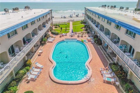Copropriété à vendre à New Smyrna Beach, Floride: 2 chambres, 93.83 m2 № 2093576 - photo 2