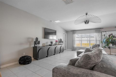 House in Sun City Center, Florida 4 bedrooms, 179.77 sq.m. № 2105890 - photo 17