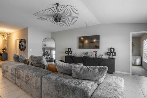 House in Sun City Center, Florida 4 bedrooms, 179.77 sq.m. № 2105890 - photo 20