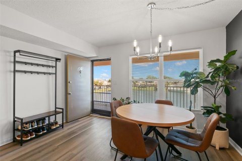 Condominio en venta en Kenneth City, Florida, 2 dormitorios, 106.84 m2 № 1853762 - foto 5