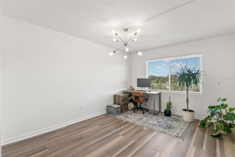 Condominio en venta en Kenneth City, Florida, 2 dormitorios, 106.84 m2 № 1853762 - foto 19