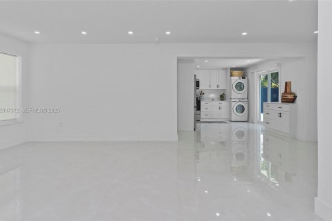House in Pompano Beach, Florida 3 bedrooms, 106.56 sq.m. № 2086881 - photo 20