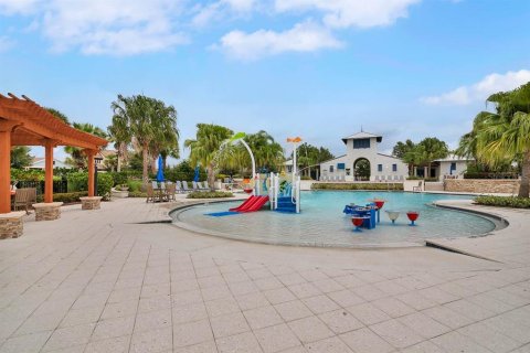 Townhouse in Fish Hawk, Florida 3 bedrooms, 149.2 sq.m. № 1910152 - photo 29