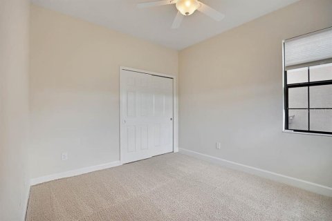 Townhouse in Fish Hawk, Florida 3 bedrooms, 149.2 sq.m. № 1910152 - photo 22