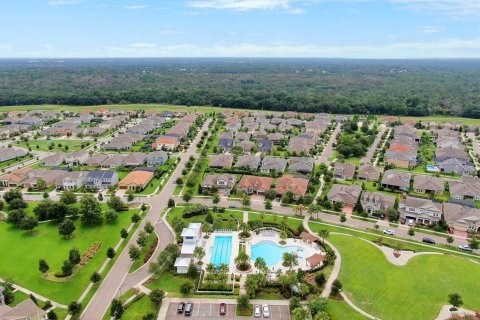 Townhouse in Fish Hawk, Florida 3 bedrooms, 149.2 sq.m. № 1910152 - photo 27