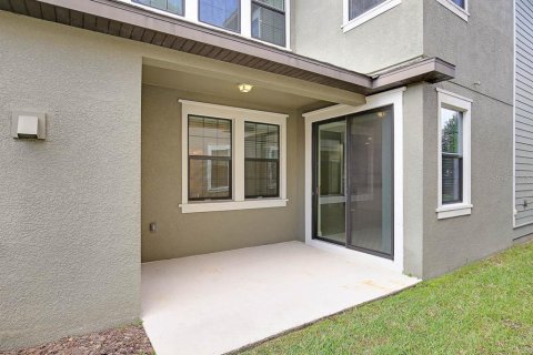 Townhouse in Fish Hawk, Florida 3 bedrooms, 149.2 sq.m. № 1910152 - photo 24