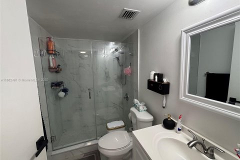 Condominio en venta en Miami, Florida, 3 dormitorios, 101.26 m2 № 1890866 - foto 10