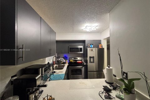 Condominio en venta en Miami, Florida, 3 dormitorios, 101.26 m2 № 1890866 - foto 4