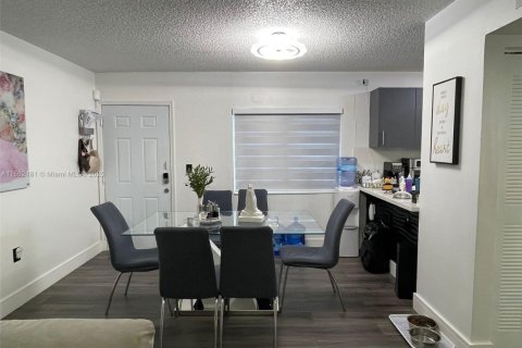 Condominio en venta en Miami, Florida, 3 dormitorios, 101.26 m2 № 1890866 - foto 2