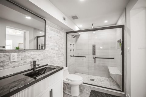 Casa en venta en Saint Petersburg, Florida, 3 dormitorios, 153.2 m2 № 2233987 - foto 28