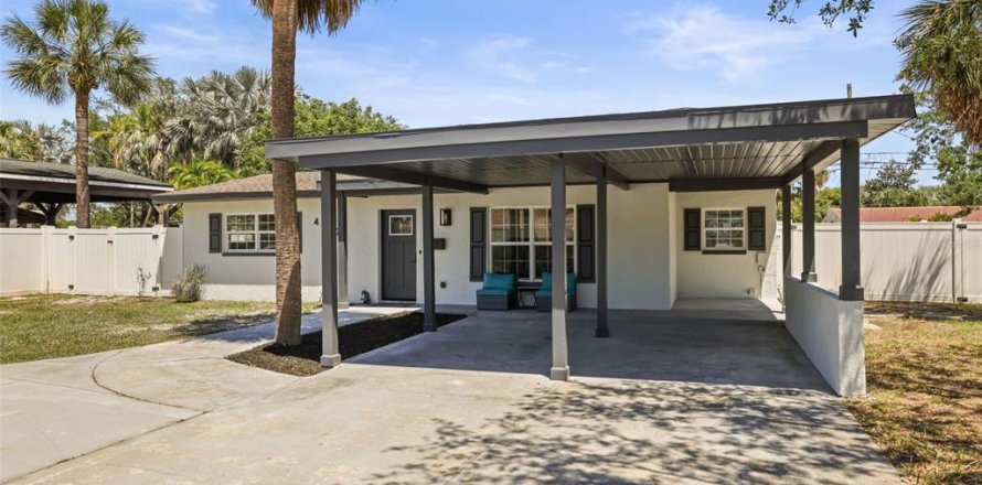 Casa en Saint Petersburg, Florida 3 dormitorios, 153.2 m2 № 2233987