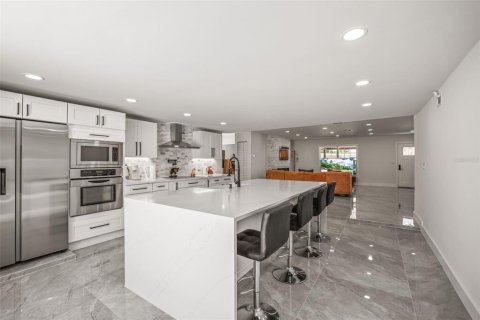 Casa en venta en Saint Petersburg, Florida, 3 dormitorios, 153.2 m2 № 2233987 - foto 23