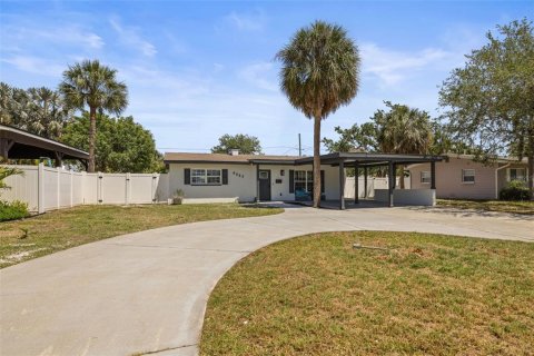 Casa en venta en Saint Petersburg, Florida, 3 dormitorios, 153.2 m2 № 2233987 - foto 7