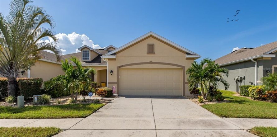 Casa en Holiday, Florida 3 dormitorios, 174.28 m2 № 2322961