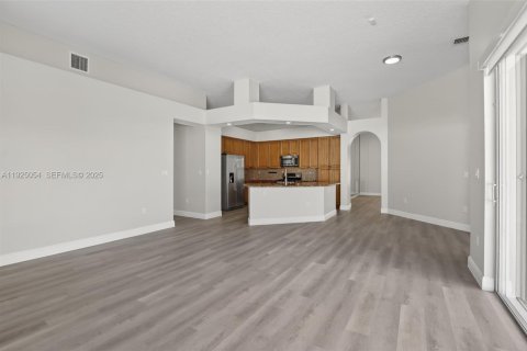 Casa en venta en Pembroke Pines, Florida, 4 dormitorios, 227.05 m2 № 1984177 - foto 8