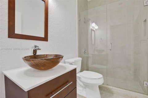 Casa en venta en Pembroke Pines, Florida, 4 dormitorios, 227.05 m2 № 1984177 - foto 30