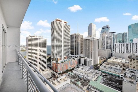 Condo in Miami, Florida, 2 bedrooms № 2000059 - photo 19