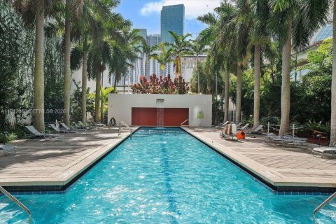 Condo in Miami, Florida, 2 bedrooms № 2000059 - photo 26