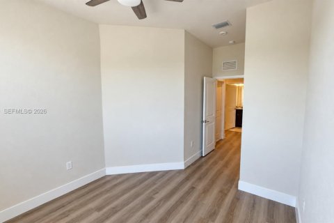 Touwnhouse à vendre à Homestead, Floride: 3 chambres, 142.14 m2 № 2406165 - photo 18