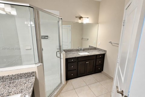 Touwnhouse à vendre à Homestead, Floride: 3 chambres, 142.14 m2 № 2406165 - photo 24