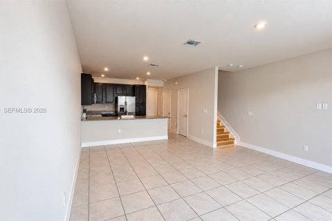 Touwnhouse à vendre à Homestead, Floride: 3 chambres, 142.14 m2 № 2406165 - photo 7