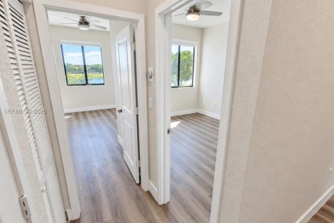 Touwnhouse à vendre à Homestead, Floride: 3 chambres, 142.14 m2 № 2406165 - photo 14